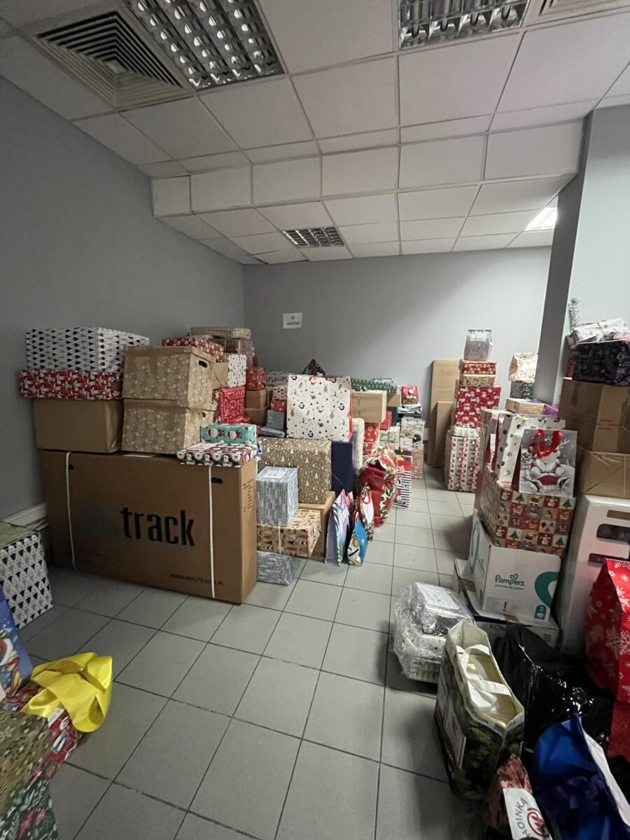PREZENTY JUŻ W MAGAZYNIE!