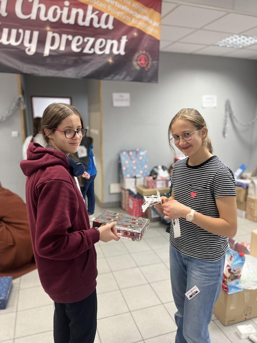 PREZENTY JUŻ W MAGAZYNIE!
