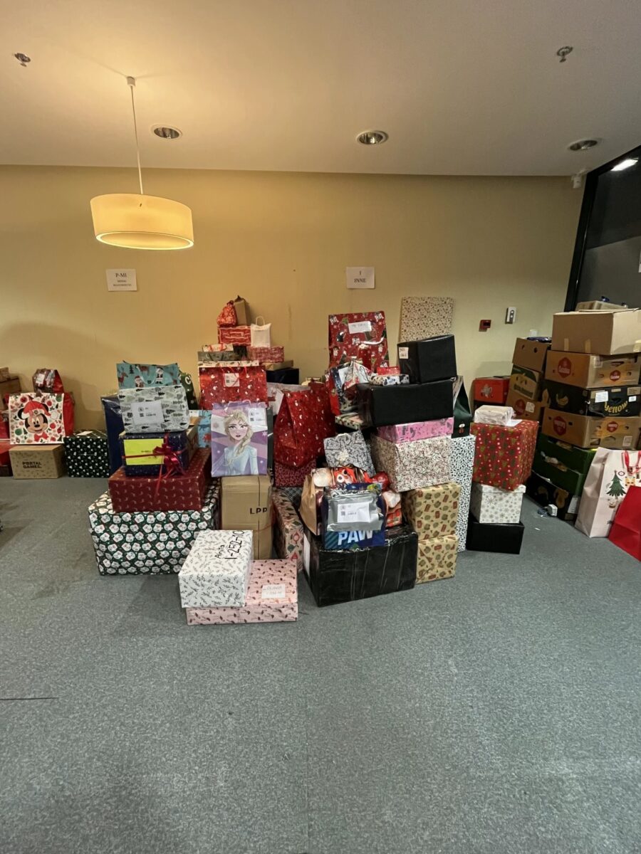 FINAŁ i ROZWOŻENIE PREZENTÓW