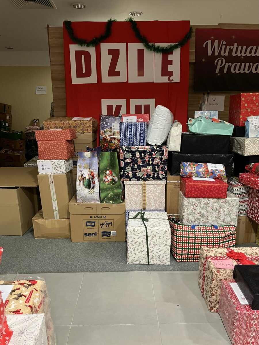 FINAŁ i ROZWOŻENIE PREZENTÓW