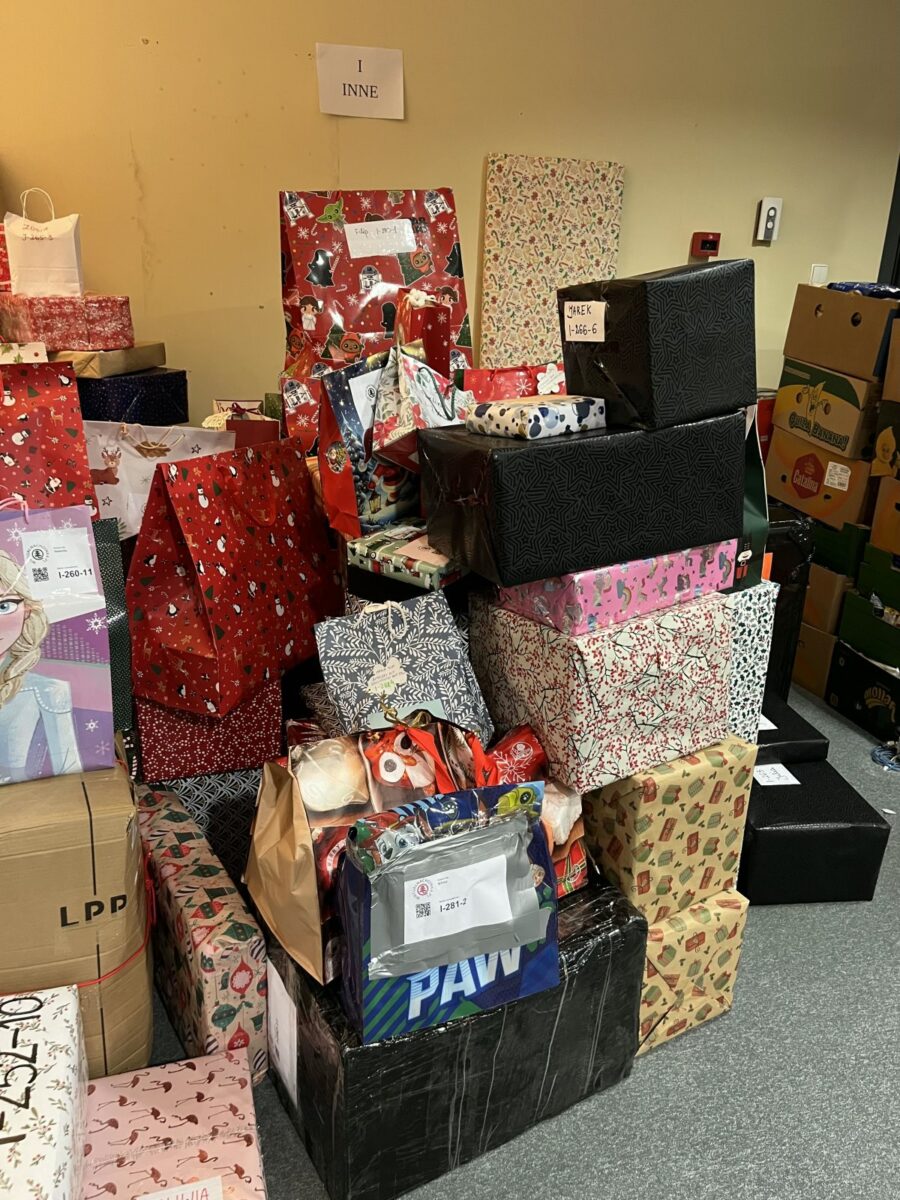 FINAŁ i ROZWOŻENIE PREZENTÓW