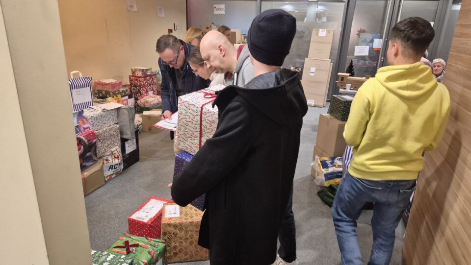 FINAŁ i ROZWOŻENIE PREZENTÓW